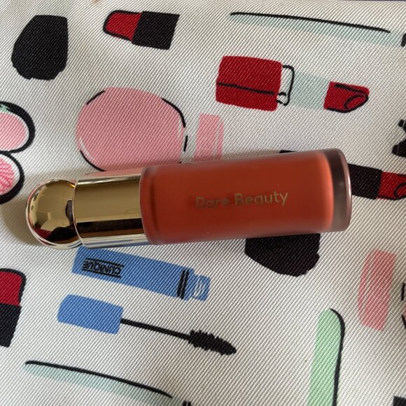 Rare Beauty Soft Pinch Liquid Blush in Love (BNIB / BNWT) - Picture 4 of 6